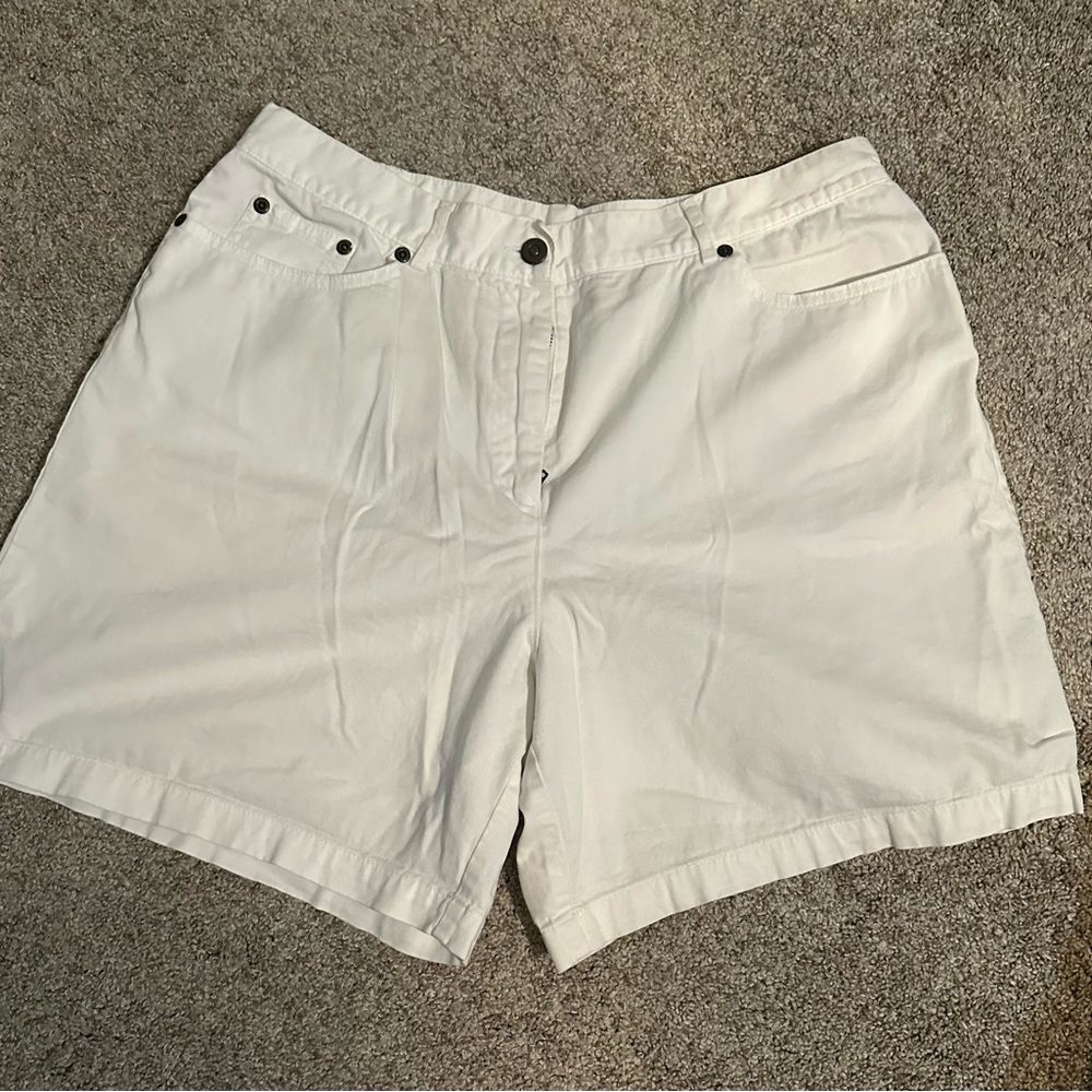 Ruby Rd White Bermuda Shorts Casual Style